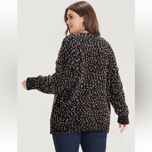 BloomChic Plus Size Color Ping Pong Yarns V Neck Popcorn Knit Top - Picture 2 of 8